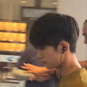 美女大逼被操视频
